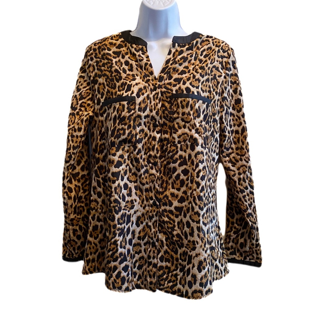 ON TREND! NWOT LEOPARD silk blowse M